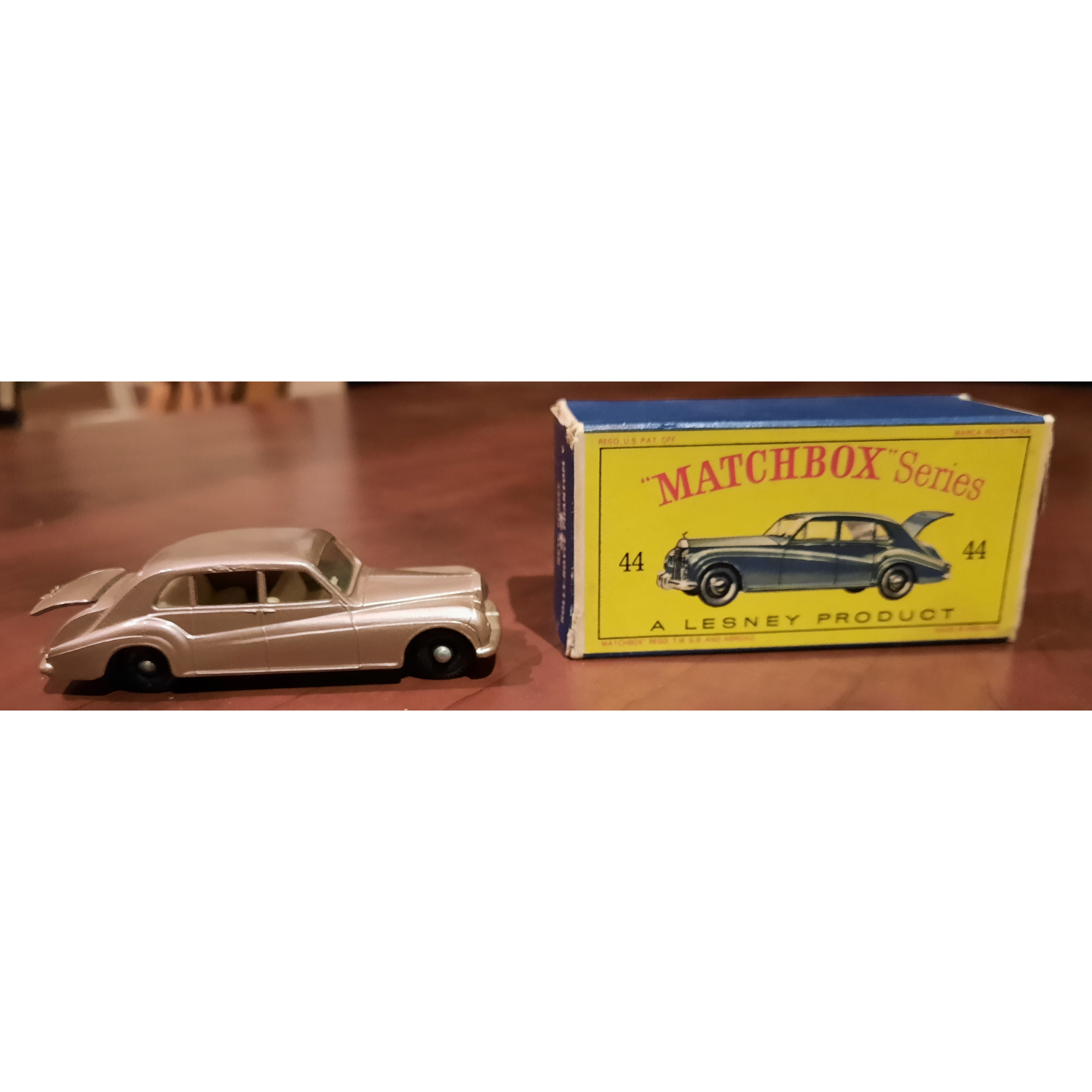 Matchbox Series 44 ROLLS ROYCE PHANTOM V – JNR Collectibles